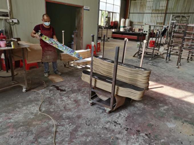 2024 Hot Custom Wholesale Maple Concave Double Kick Skateboard حرفه ای 7.75 اینچی 10